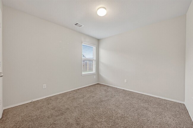 Building Photo - 20811 Birch Hts Trl