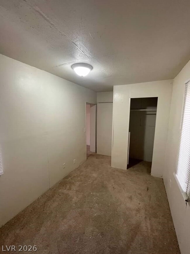 Building Photo - 1121 Pawnee Ln