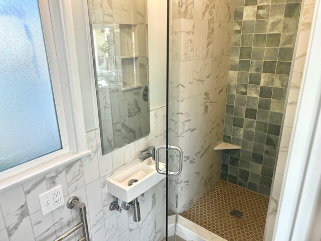 Building Photo - 1710 Clearview Rd