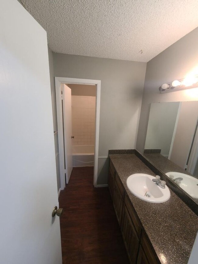 Building Photo - 3117 Las Vegas Trail