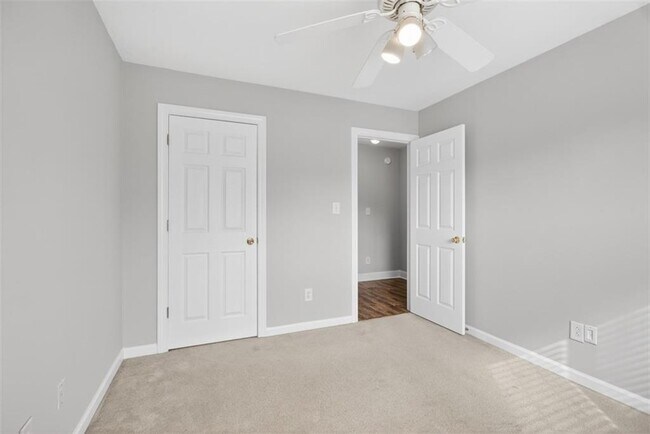 Building Photo - 5630 Saltcreek PIace NE