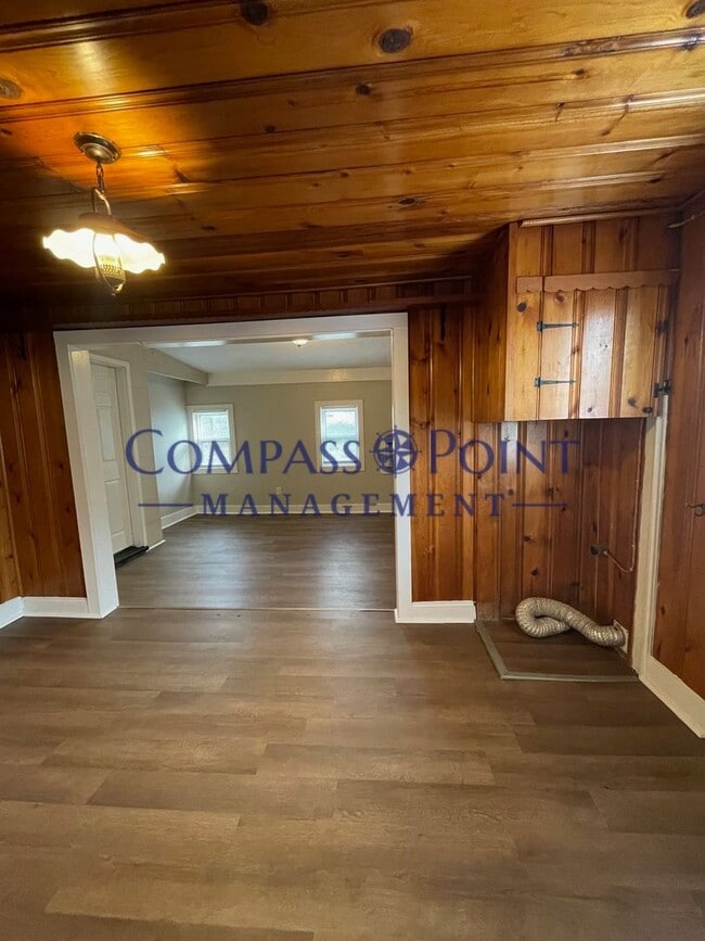 Building Photo - COME RELAX IN YOUR NEW HOME! -First Month's Rent Free!