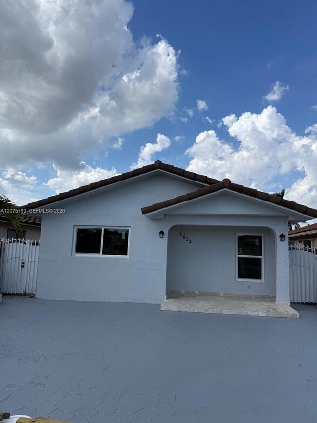 Building Photo - 2775 W 71st Pl