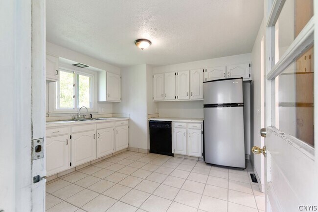 Building Photo - 110 Wolcott Terrace