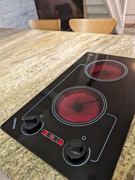 Building Photo - 517 Columbia Rd NW