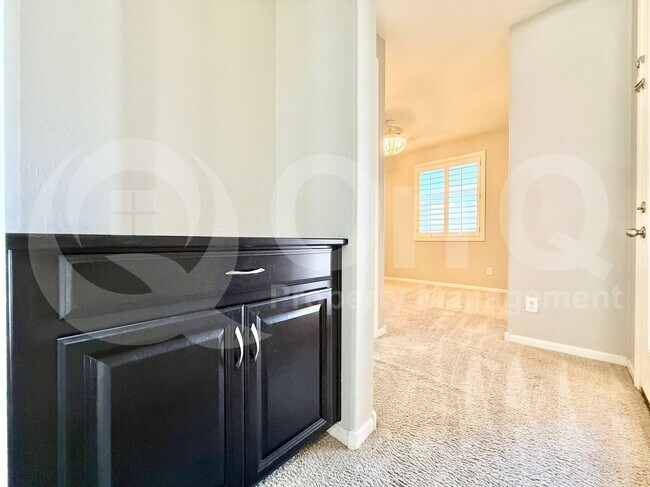 Building Photo - 251 E Wisteria Dr