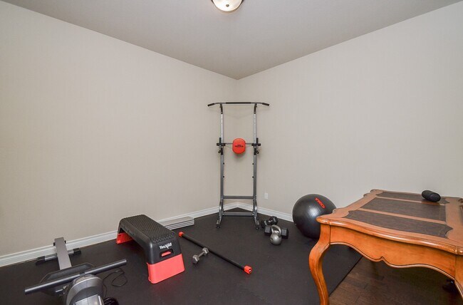 Building Photo - 16835 Fowler Pines Dr