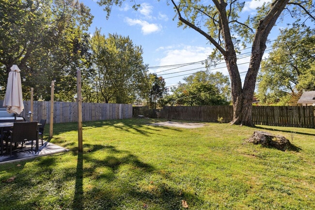 Building Photo - 6484 Aylesworth Dr