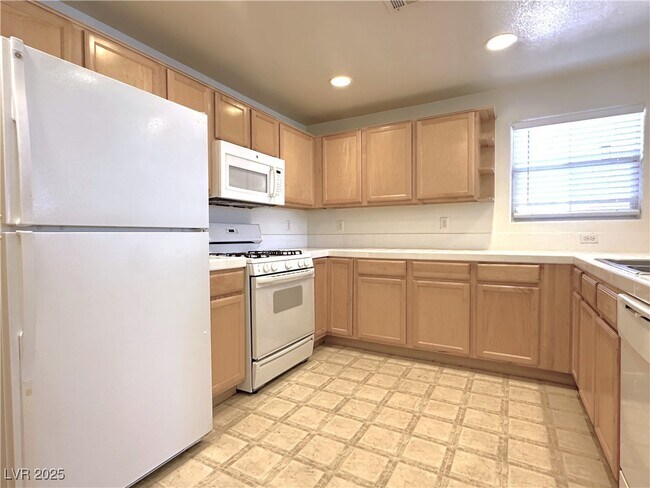 Building Photo - 2325 Windmill Pkwy