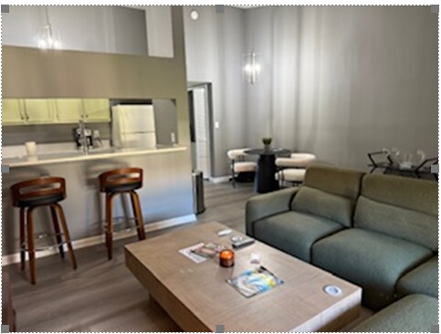 Building Photo - 711 Hammock Pine Blvd