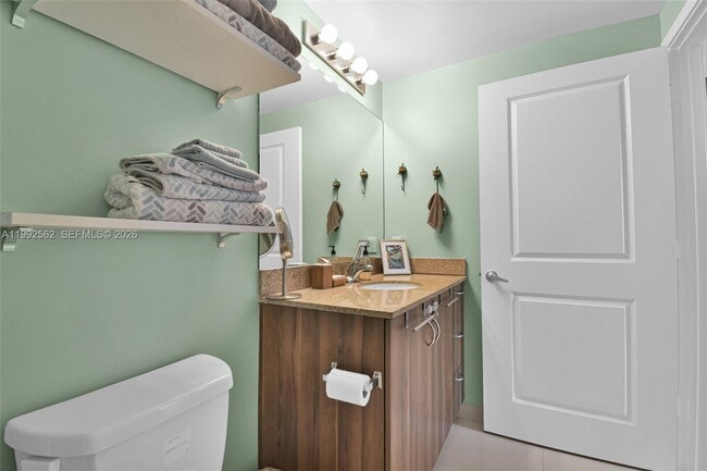 Building Photo - 601 NE 23rd St