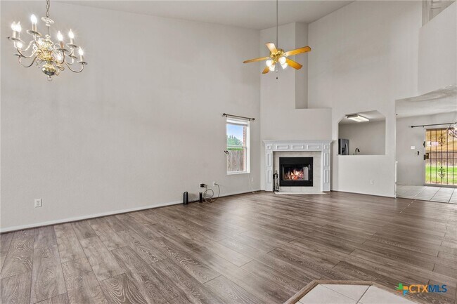Building Photo - 5206 Oster Dr