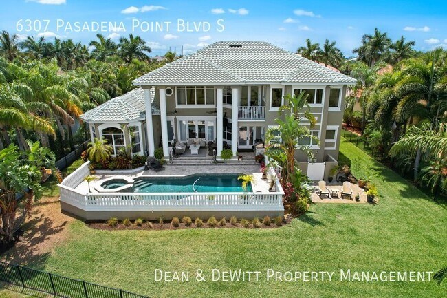 Building Photo - Fully Furnished LUXURY Home in Exclusive PYCC