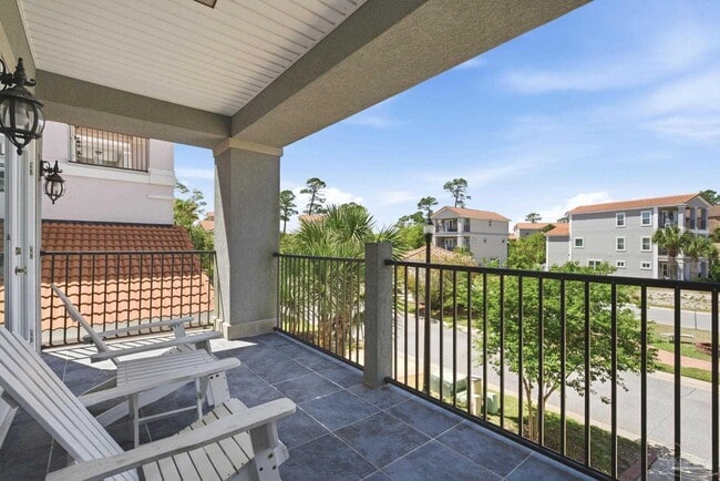 Building Photo - 7967 Double Gate Dr