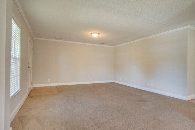 Building Photo - Don’t Miss This West Pensacola Rental — Open Floor Plan, Large Primary Suite, Outdoor Deck & Minu...