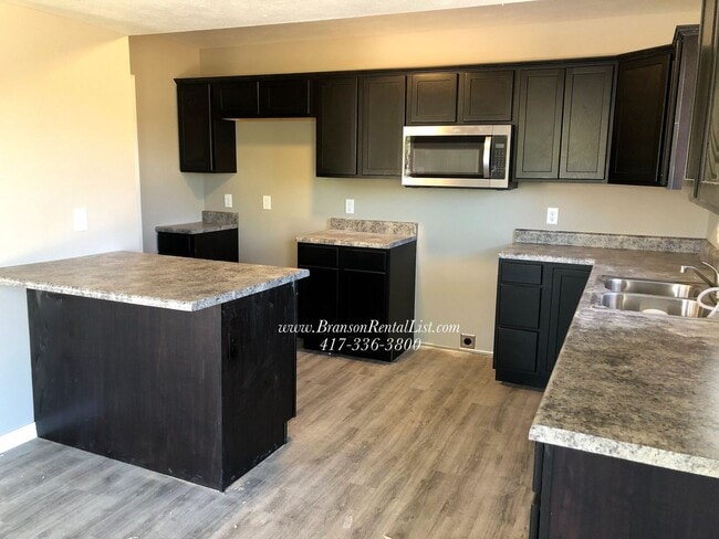 Building Photo - BRAND NEW CONSTRUCTION!!
