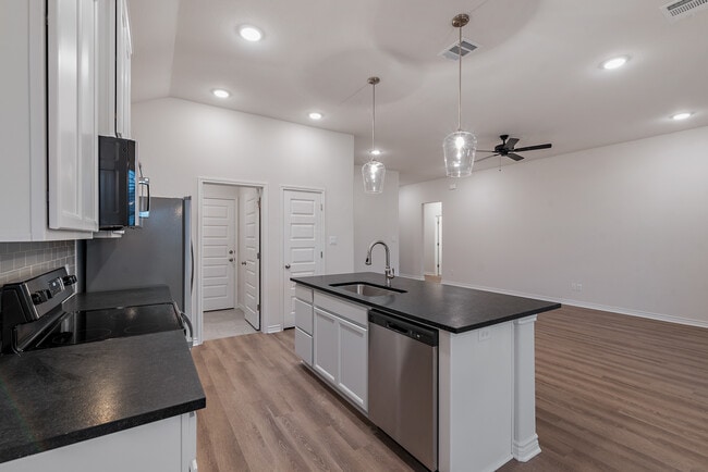 Building Photo - 3161 Tarleton Ct