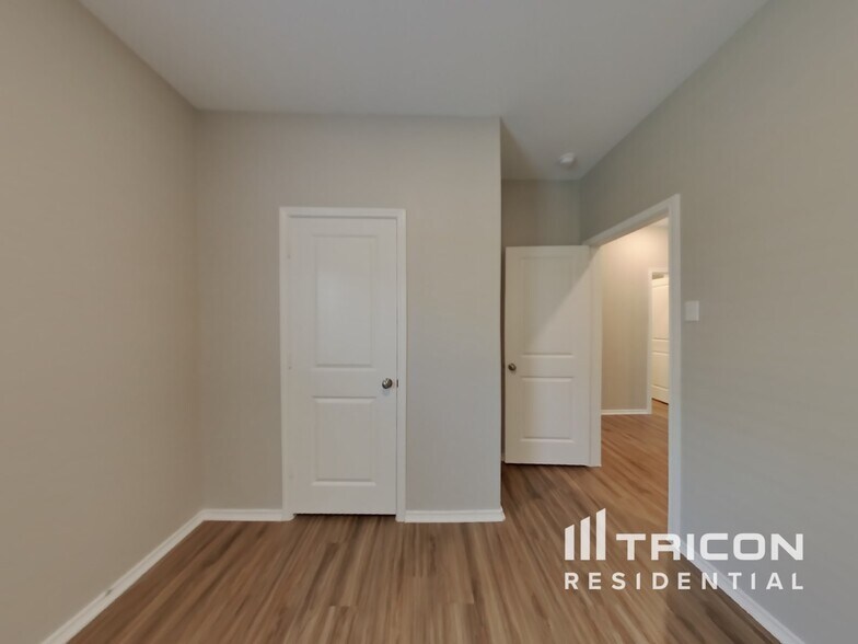 Building Photo - 179 Mica Trl