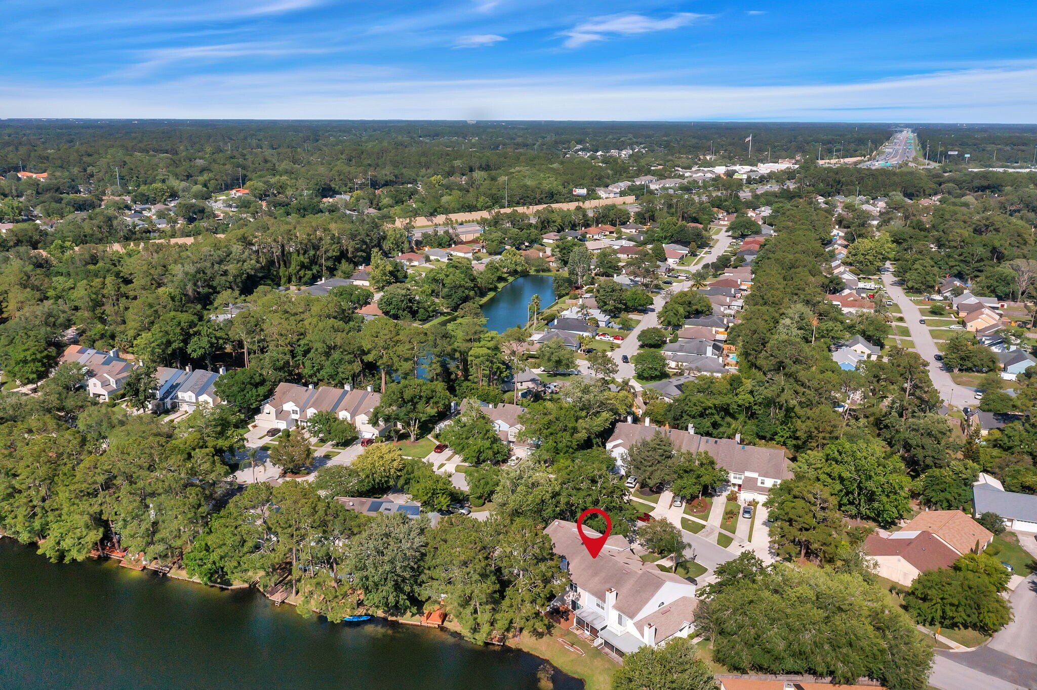 Building Photo - 11330 Lake Mandarin Cir E