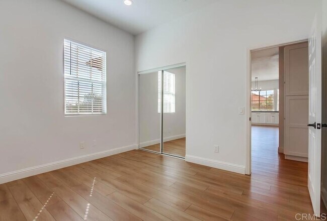 Building Photo - 774 Glenhart Pl