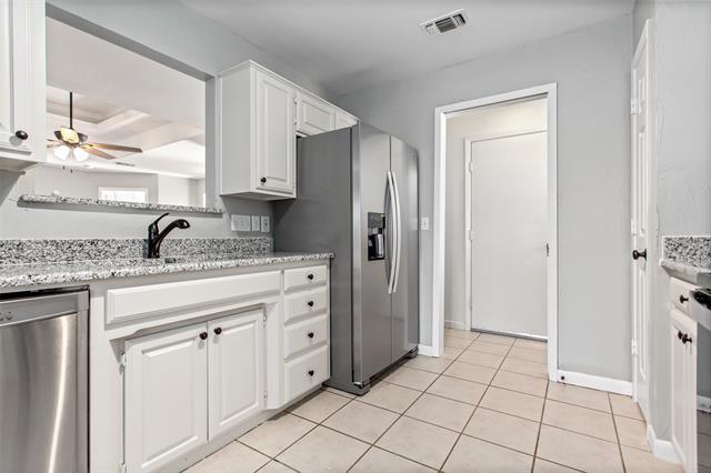 Building Photo - 712 Billups Cir