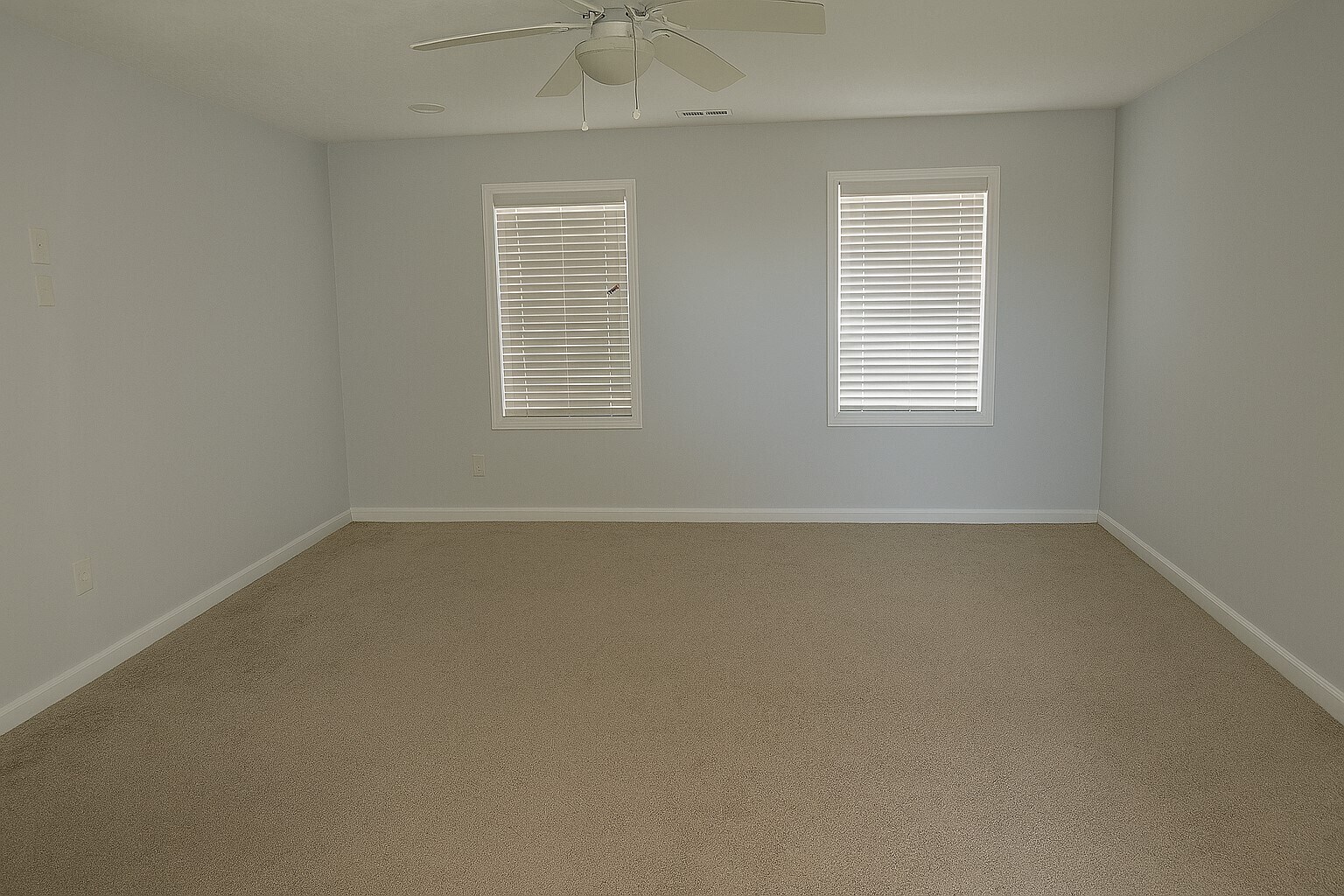 Building Photo - 6 Pepperbush Court