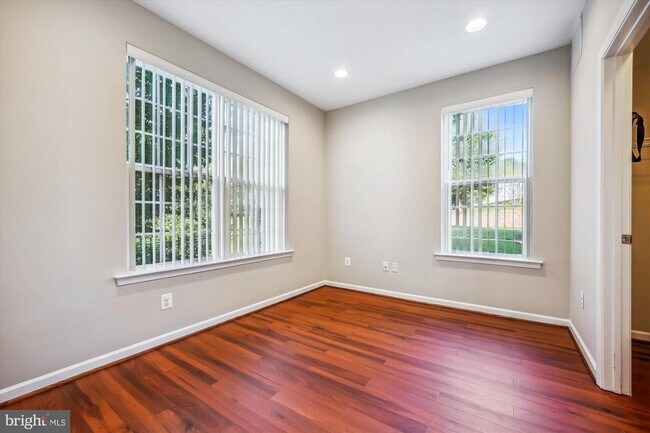 Building Photo - 18322 Woodhouse Ln