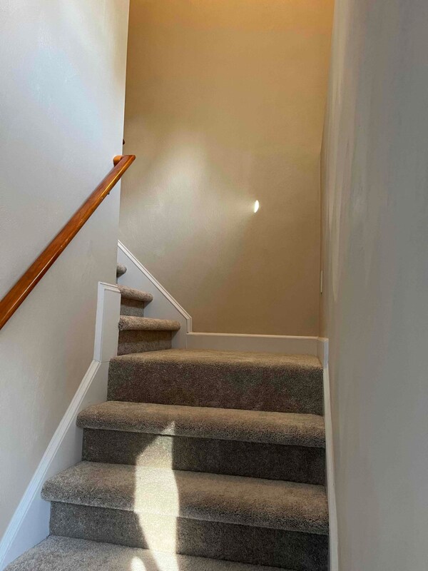 Building Photo - 309 Tareyton Ln