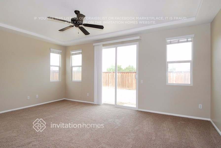 Building Photo - 2263 Finch Cir