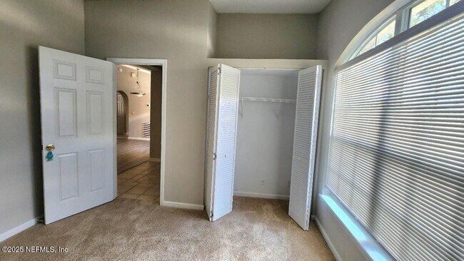 Building Photo - 12282 Forest Gate Dr S
