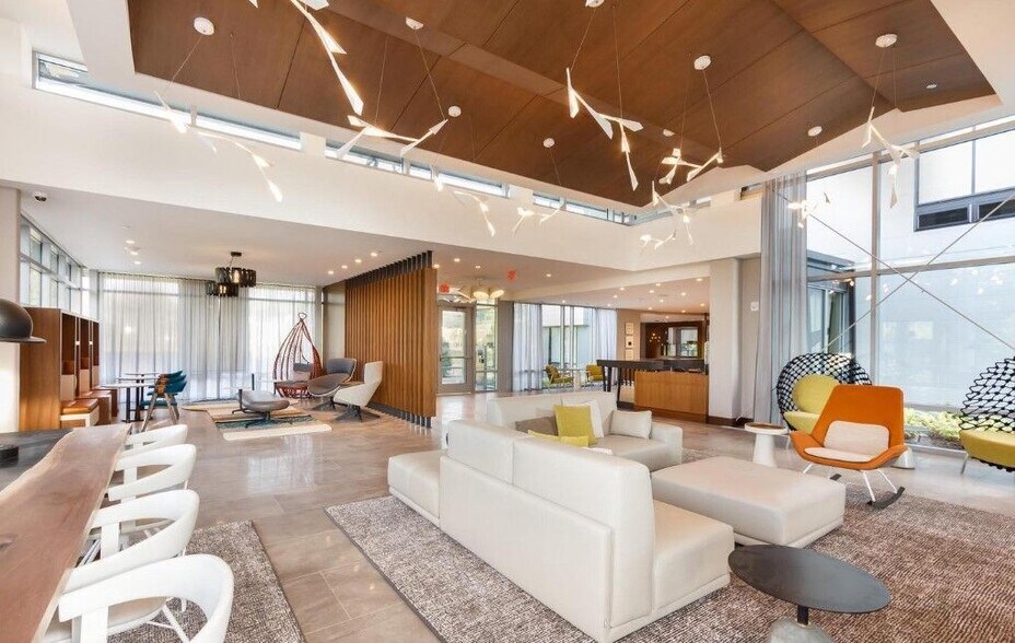 Building Photo - 145 Riverhaven Dr