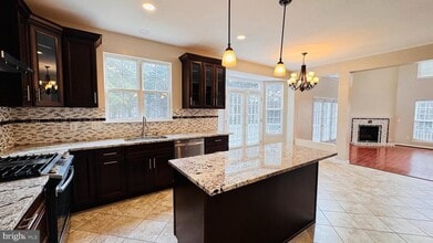 Building Photo - 9161 Lost Fields Ct