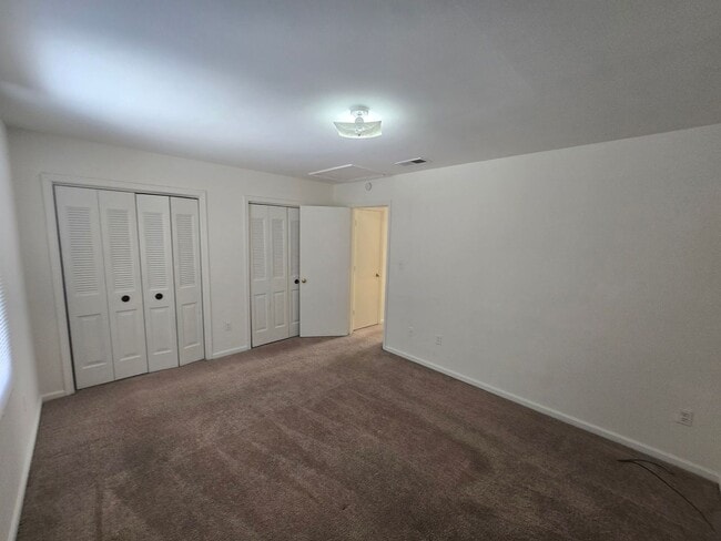 Building Photo - Prince George Commons Townhomes