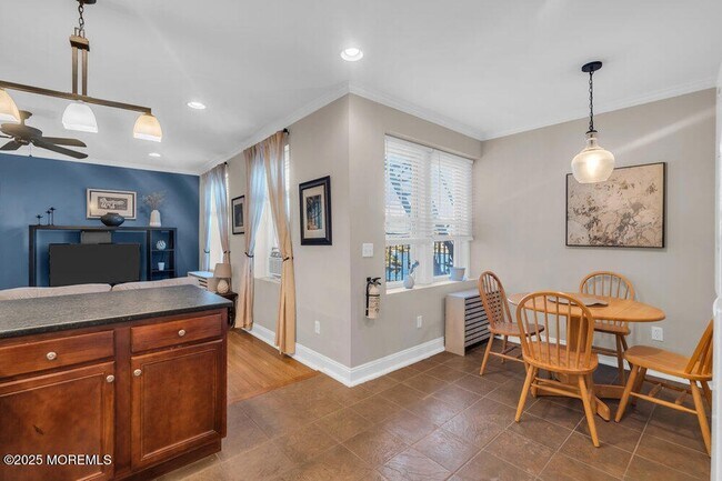 Building Photo - 500 Deal Lake Dr