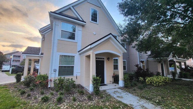 Building Photo - 3281 Soho St