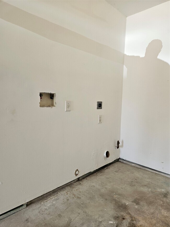 Building Photo - 3727 Idaho St