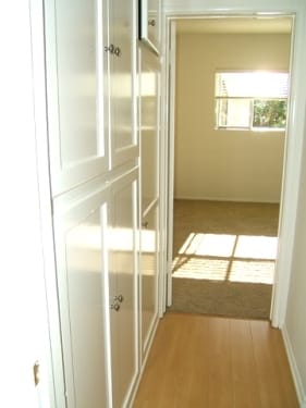 Interior Photo - 11676 Chenault Street