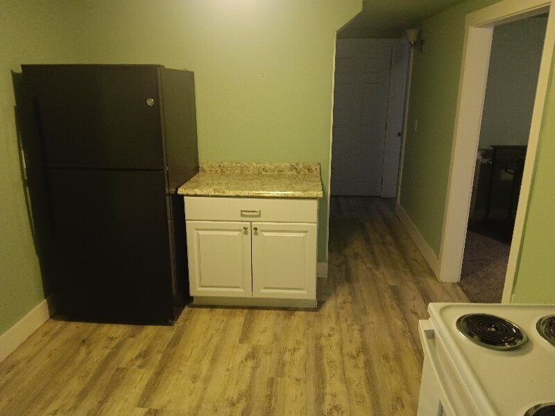 Building Photo - 4250 NE Hwy 20