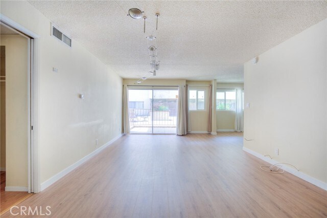 Building Photo - 125 S Sierra Madre Blvd