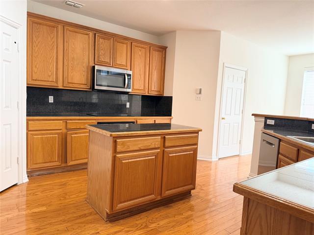 Building Photo - 4516 Avebury Dr