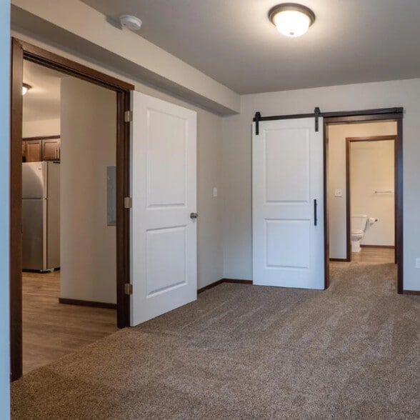 Building Photo - Remington Place Apartments
