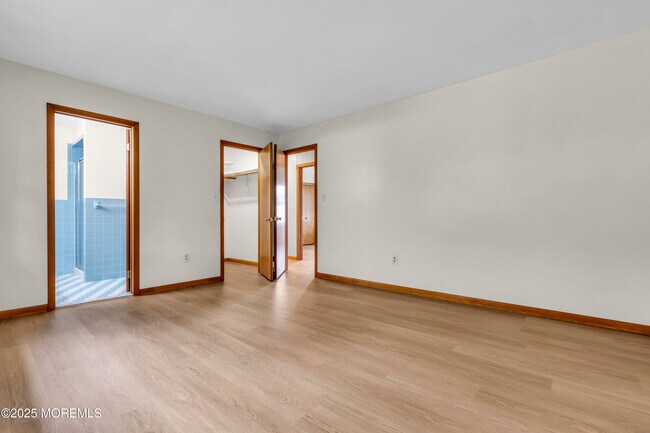 Building Photo - 186 Cherry Quay Rd