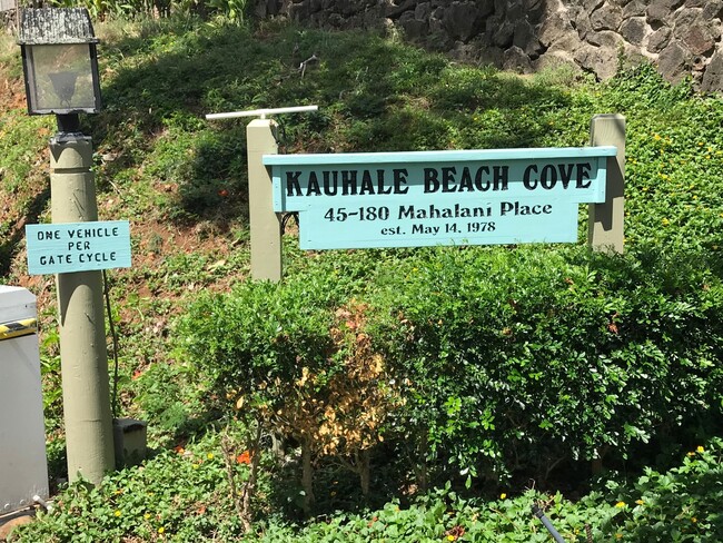 Building Photo - Kauhale Beach cove! Tropical, Serene and v...
