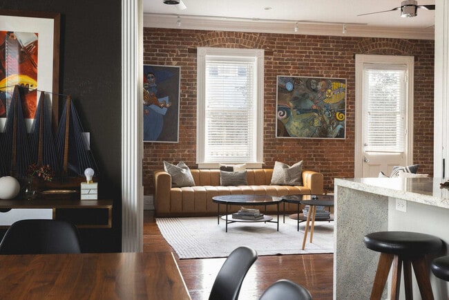 Building Photo - 536 Fleming St