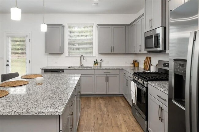 Building Photo - 2237 Braystone Ln