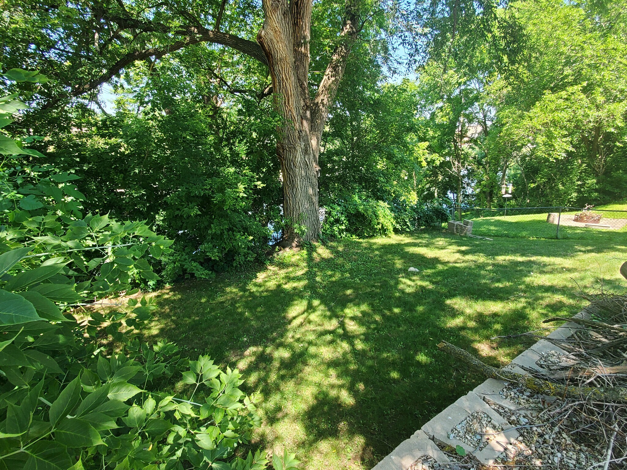 Building Photo - 314 S Hubbard St