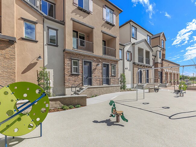 Building Photo - Marquis at Otay Ranch