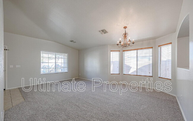 Building Photo - 11698 N 153rd Ave