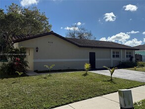 Building Photo - 5112 SW 87th Terrace