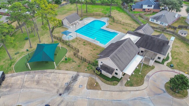 Building Photo - 14707 Country Rose Ln
